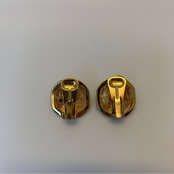 Gold Tone Geometric Shaped Enamel Clip On Earrings - Picture 8 of 10